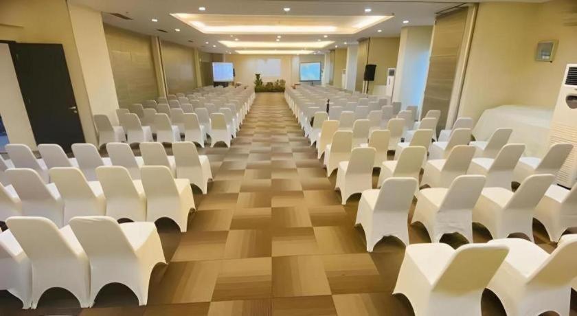 Amaris Hotel Ambon Dış mekan fotoğraf