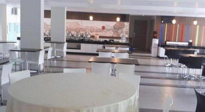 Amaris Hotel Ambon Dış mekan fotoğraf