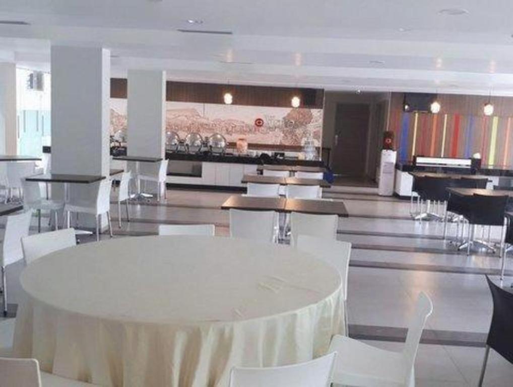 Amaris Hotel Ambon Dış mekan fotoğraf